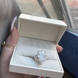 Maxine Engagement Ring
