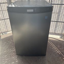 Danby Mini Fridge 