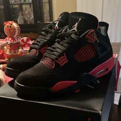 Jordan 4 Red Thunder 