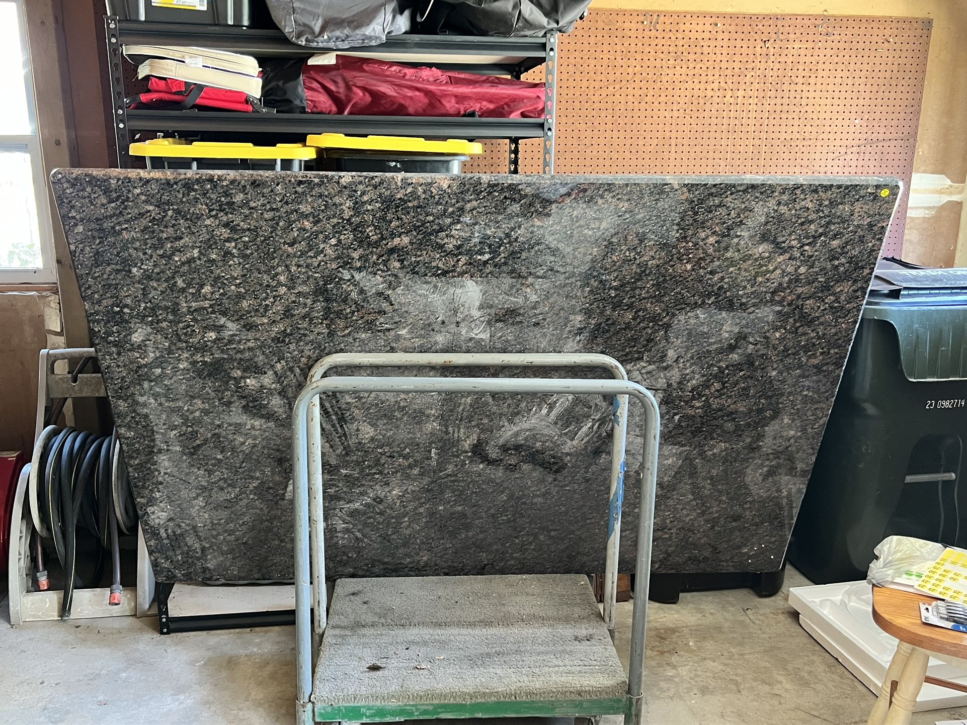 Granite Slab – Polished Finish, Rounded Edges – 77” x 52” x 1”