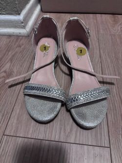 Girls heels