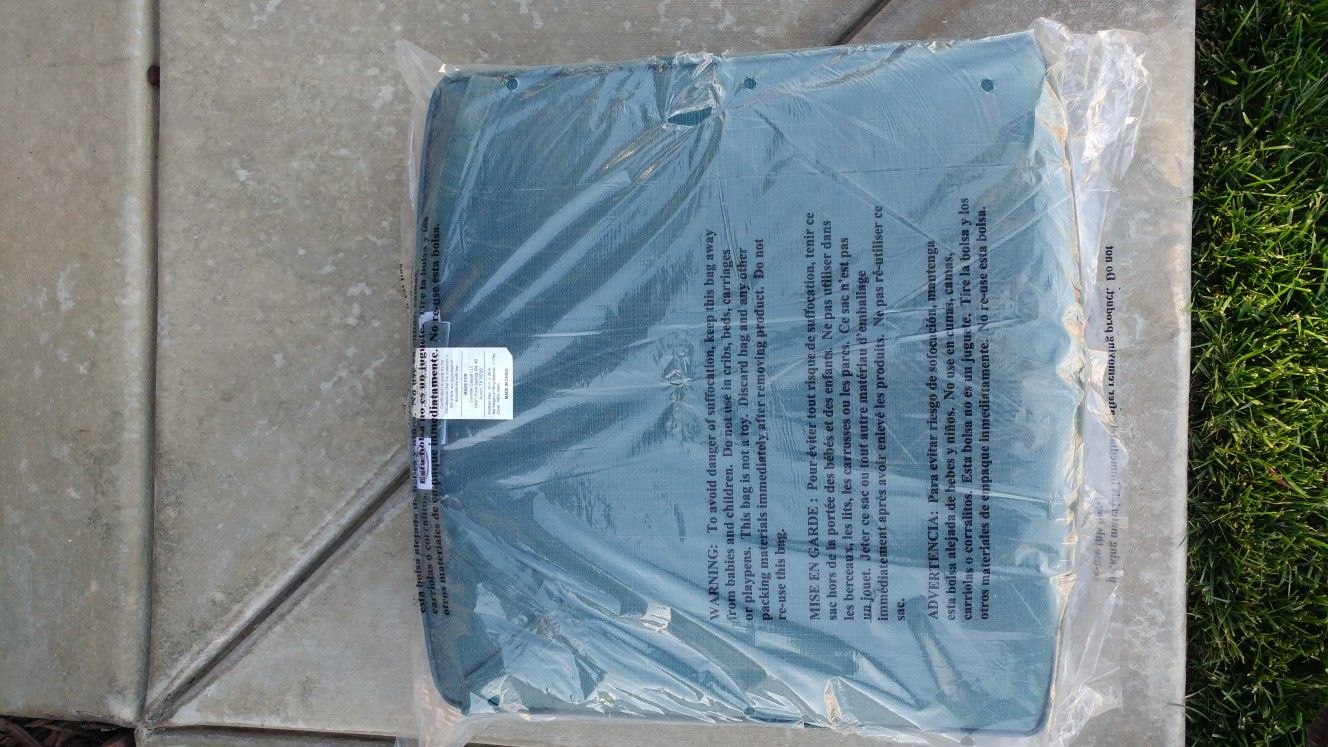 Outdoor seat cushions