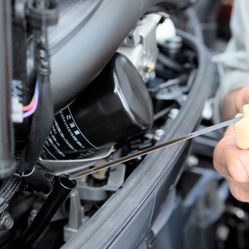 Boat motor service