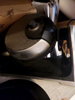 Cuisinart Vertical Belgian Waffle Maker- Great Condition 👍
