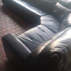 SECTIONAL GENUINE LEATHER RECLINER ELECTRIC BLACK COLOR... DELIVERY ✅🚚 DELIVERY SERVICE AVAILAIBLE ✅🚚💥