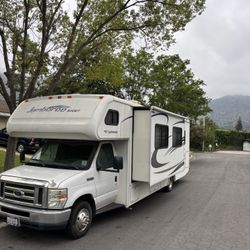 2010 Fleetwood Jamboree 31ft