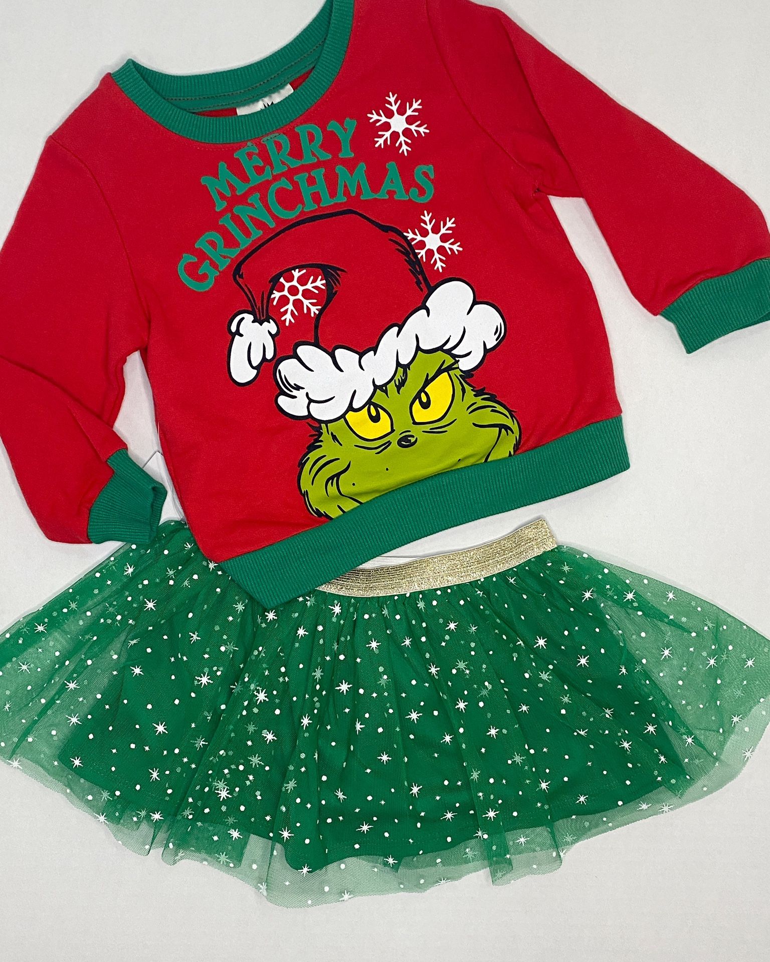 New Baby girl Grinch Set