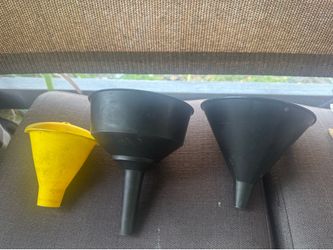Oil funnels
