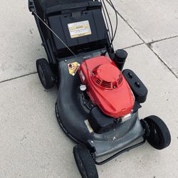 Honda Commercial Self Propel Lawnmower 