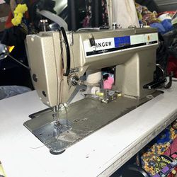 Singer Industrial Sewing Machine 