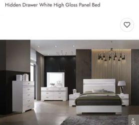 White Glossy Bed Queen 