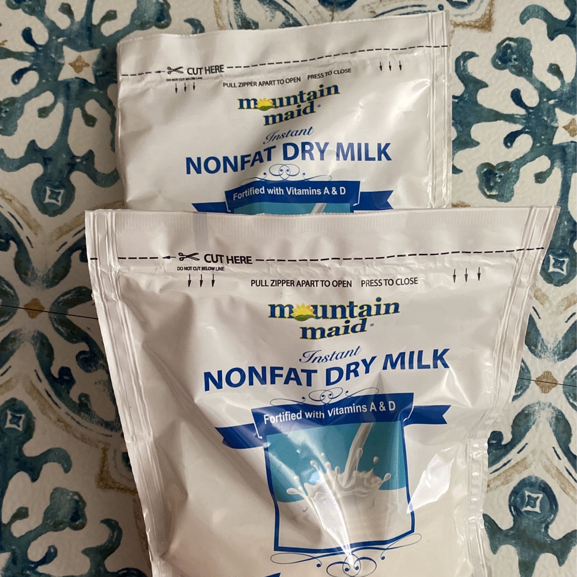 MOUNTAIN MAID Instant Nonfat Dry Milk Powder buy 4 bags free 1bags.