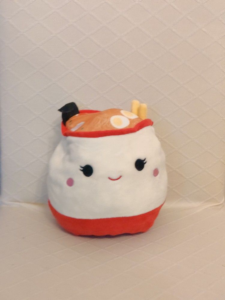 Squishmallows 9in ($5) 12in ($8) 20in ($10) 25in($15)