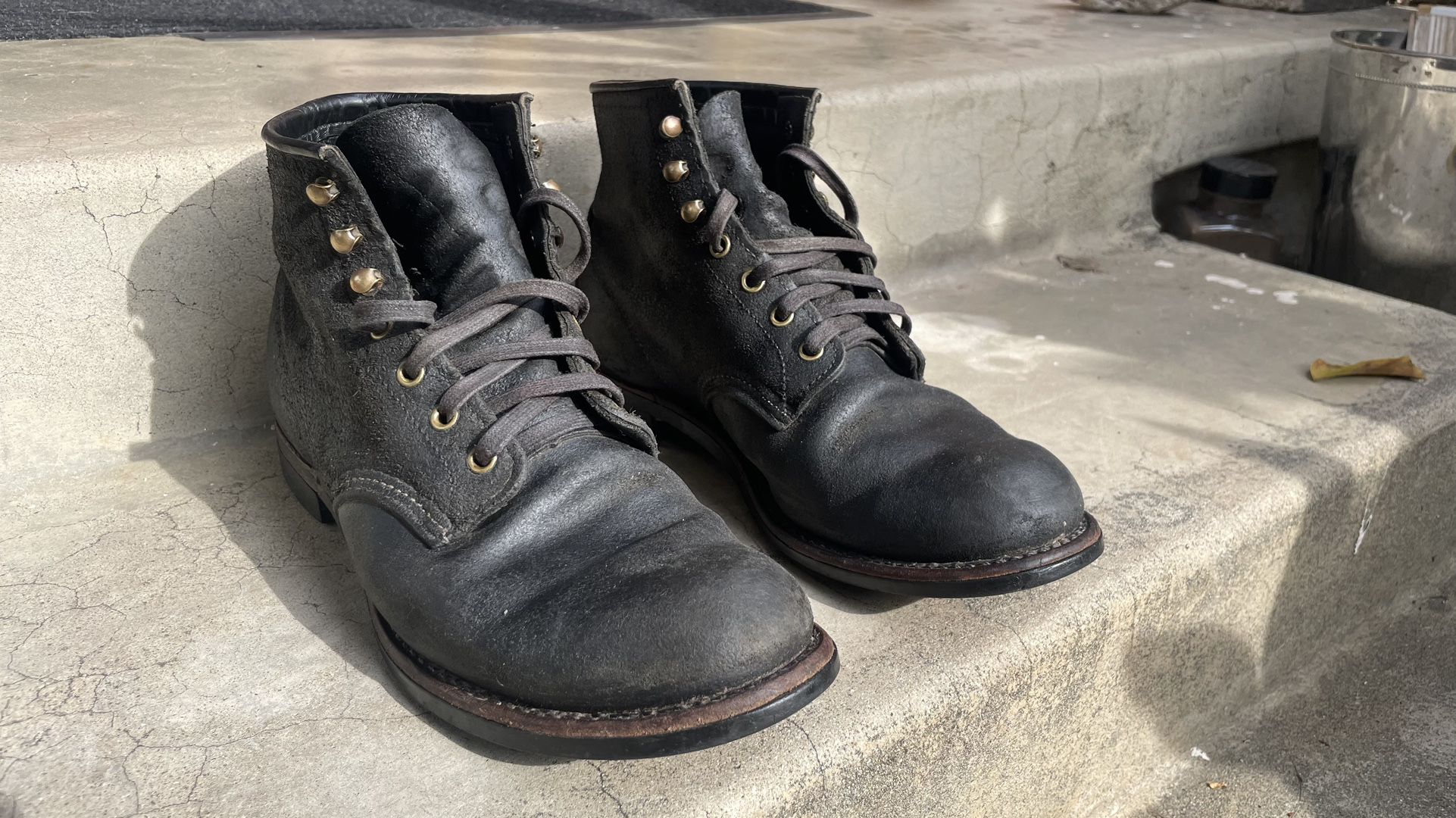 Red Wing Blacksmith Boots (black, size 8.5)