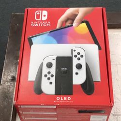 Nintendo Switch OLED In Mint Condition Includes Super Smash Brothers Ultimate & NBA 2k22