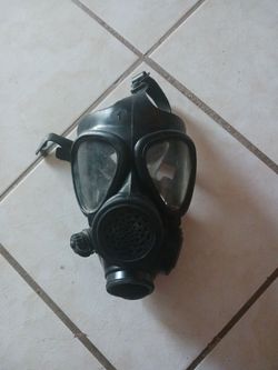 Israeli M15 gas mask