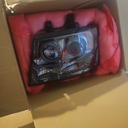 2010 Helo Headlights For A 2010 Chevy Tahoe
