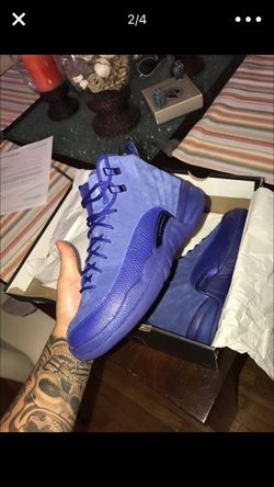 Jordan 12s size 7