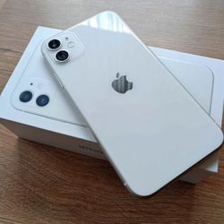White iphone 11