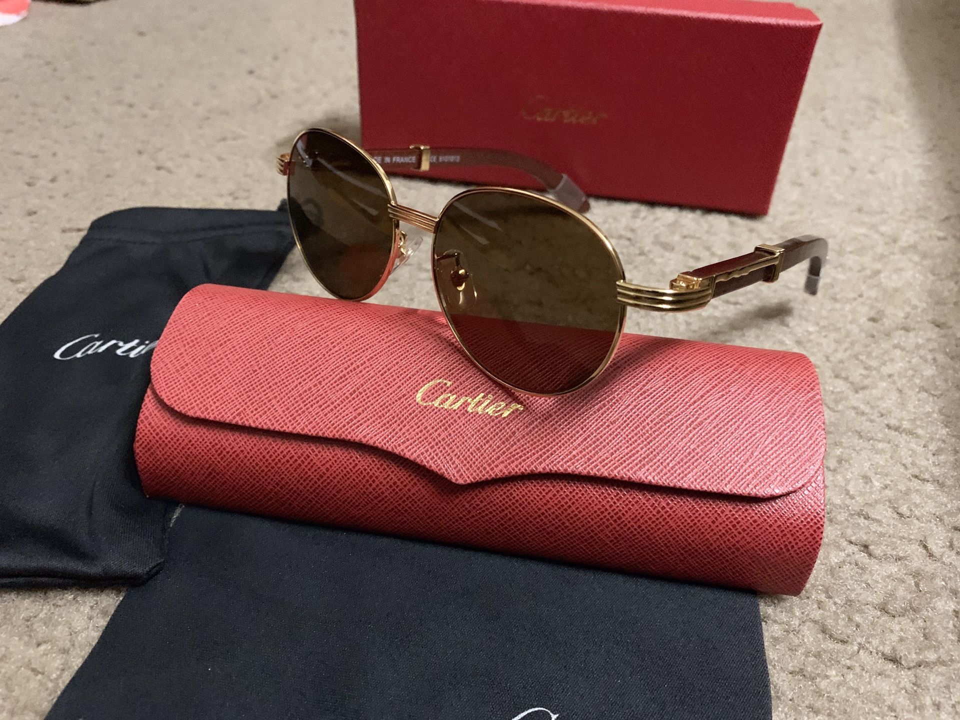 C brown wood sunglasses