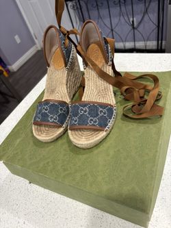 Gucci Wedges
