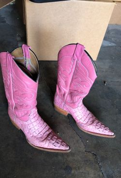 Cowgirl Boots in pink