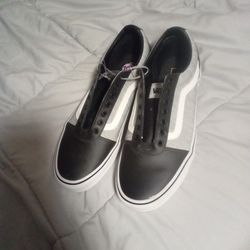 New Men's Vans Size 10