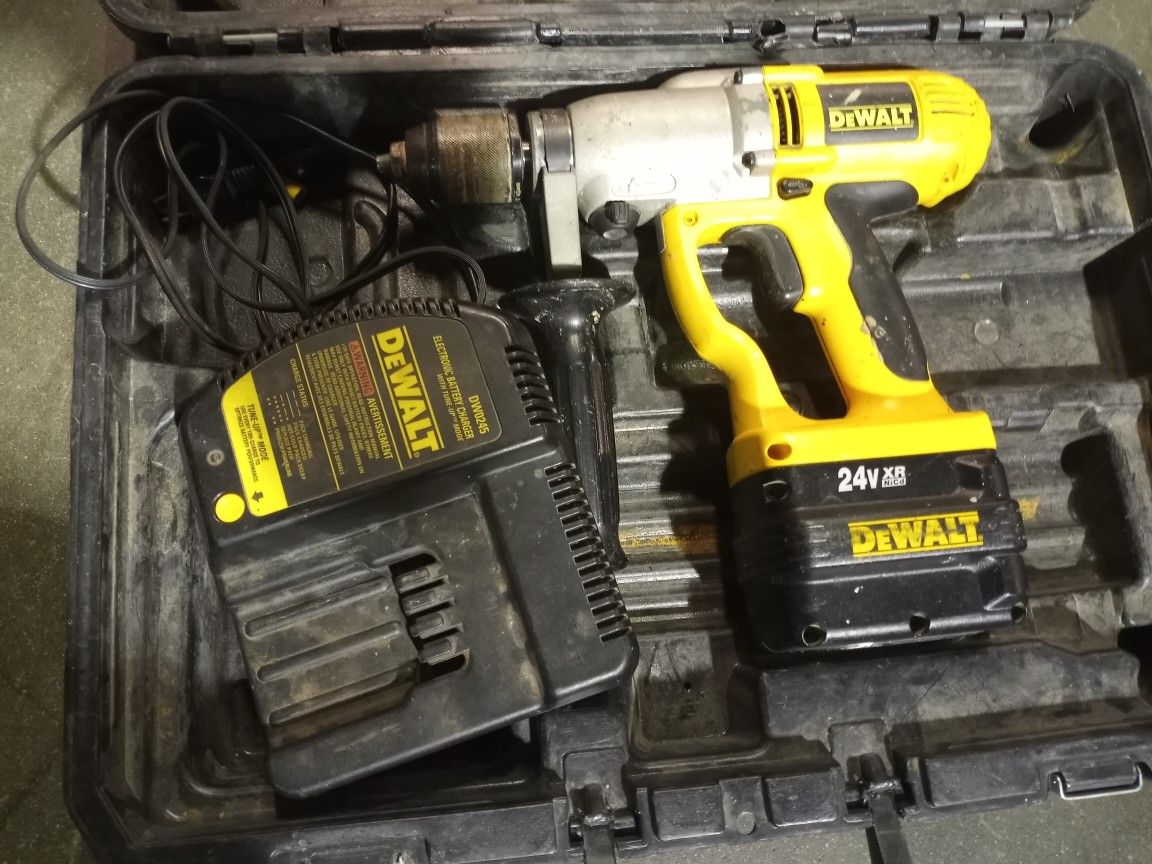 Dewalt Hammer Drill 24v Everything Works 