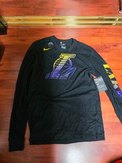 Nike lakers long sleeve medium