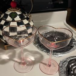 Heart Shaped Wine Glasses 