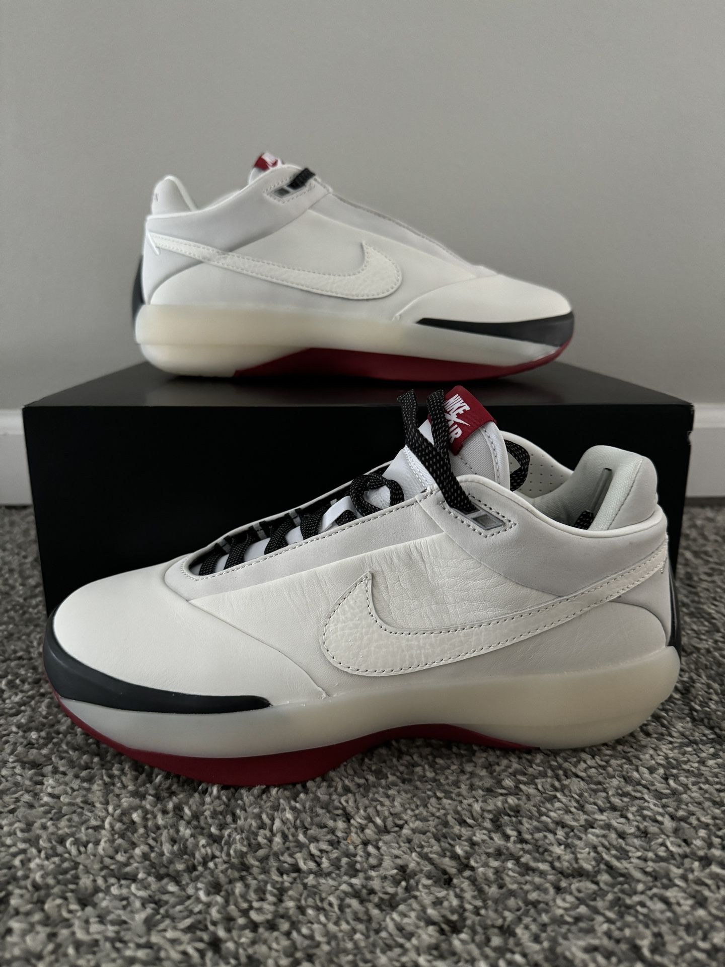 Air Jordan 40 Chicago Men’s Size 6.5 / Women’s Size 8 (SKU: IQ4087-100)