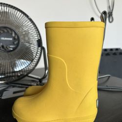 Totes Yellow Kids Rain Boots Size 5-6