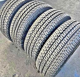 245/75/17 Michelin Selling a set of 4 tires in excellent condition 🫡