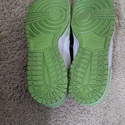 Nike Safari Size 11.5