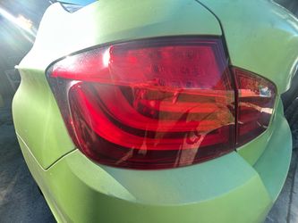 BMW complete tail light assembly 2011-2016 535i