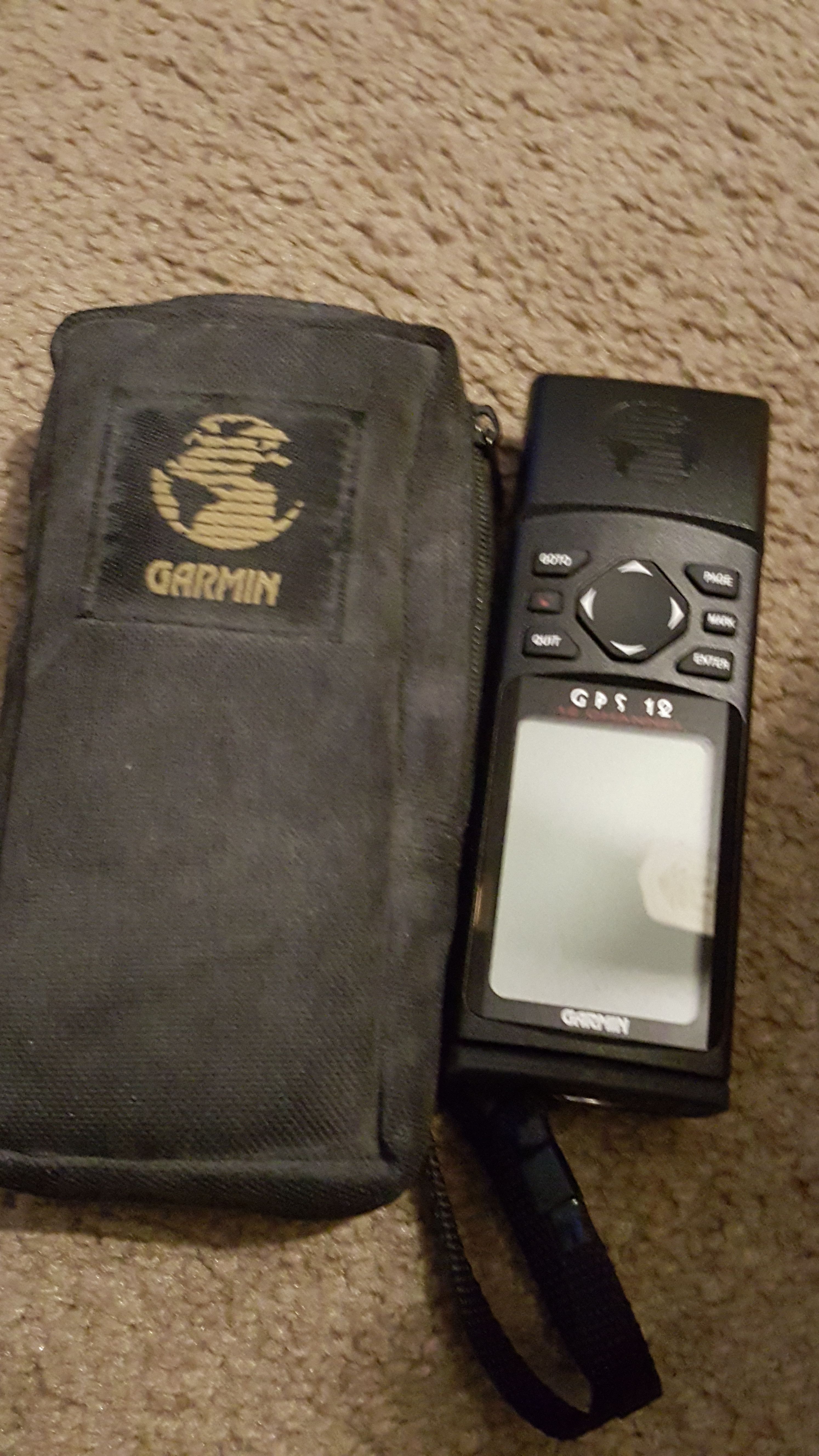 Garmin gps 12 sn 36031880 personal navigator fishing hiking hunting