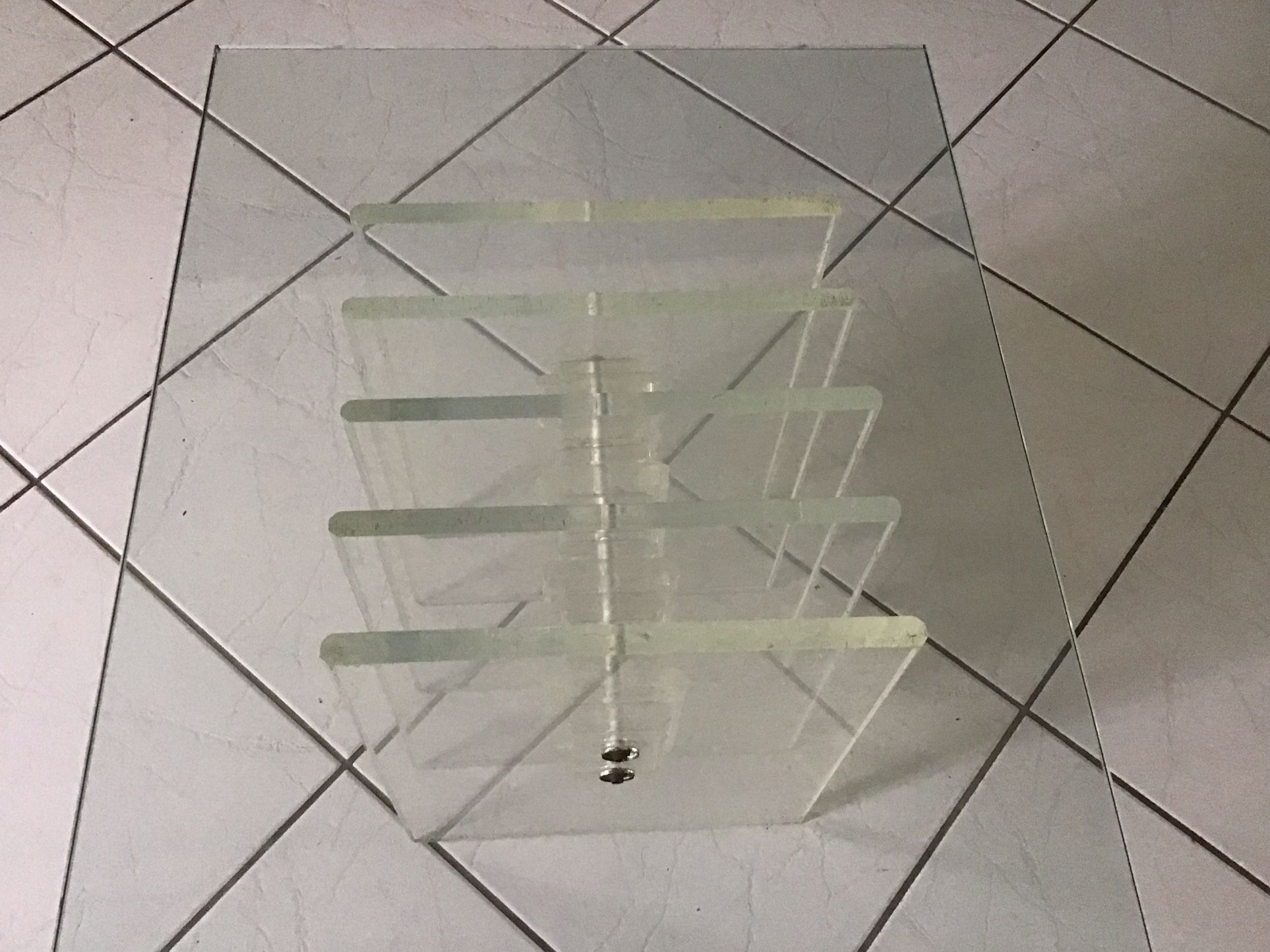 Lucite Vintage End Table 17”x27” Excellent Condition