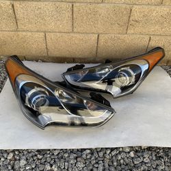 Hyundai Veloster Headlight 2014-2017, HYUDAI Veloster Headlamp, projector with LED, OEM ORIGINAL HYUDAI LIGHT, $225 Each Side 
