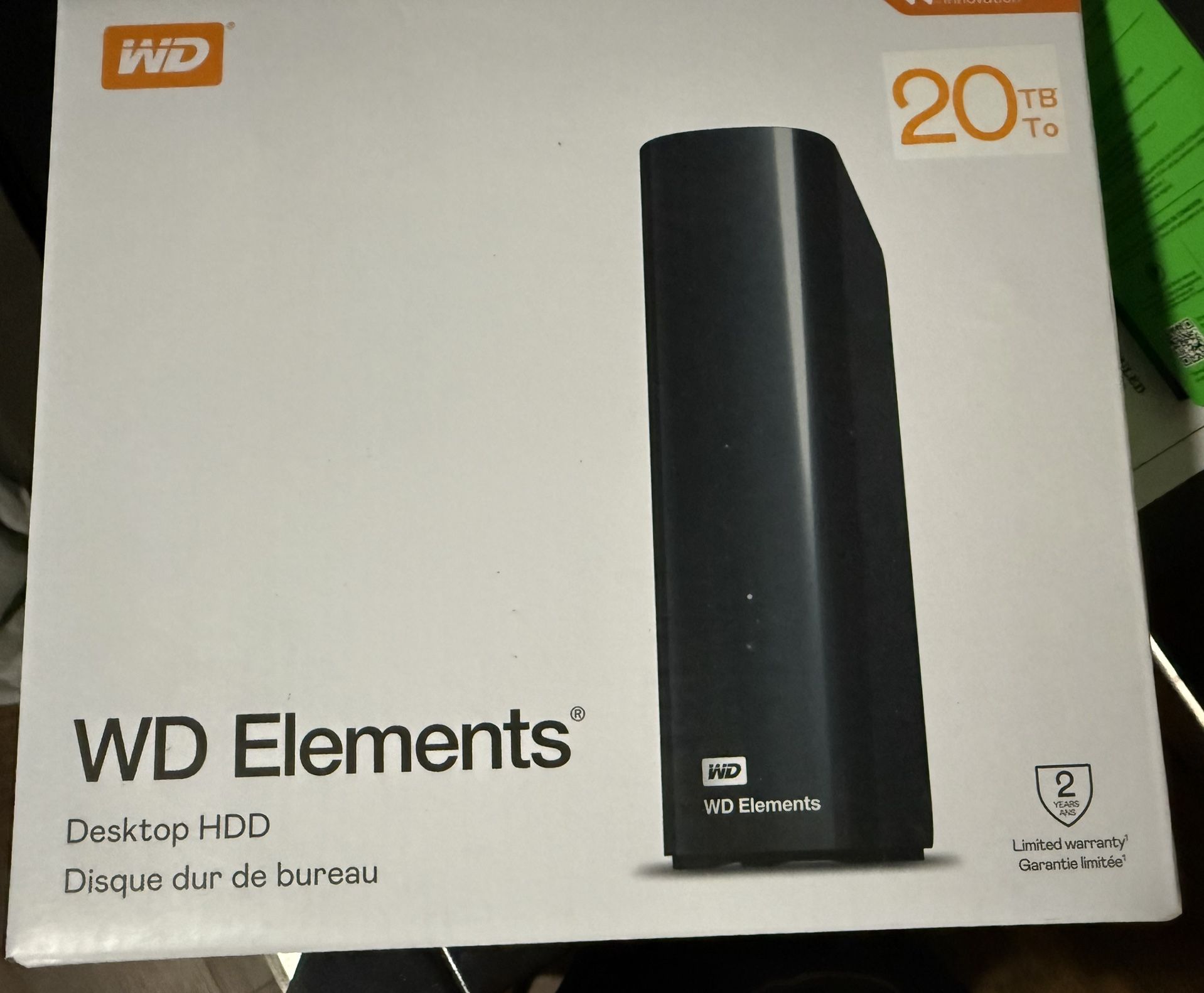 WD 20TB Elements Desktop External Hard Drive, USB 3.0 drive for plug-and-play storage 