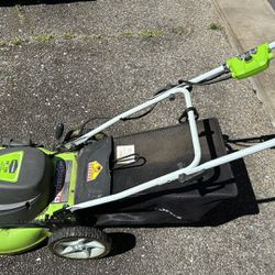 Green works Corded Electric Lawn Mower