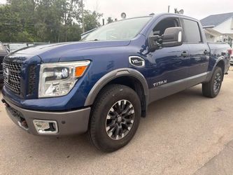 2017 Nissan Titan Crew Cab