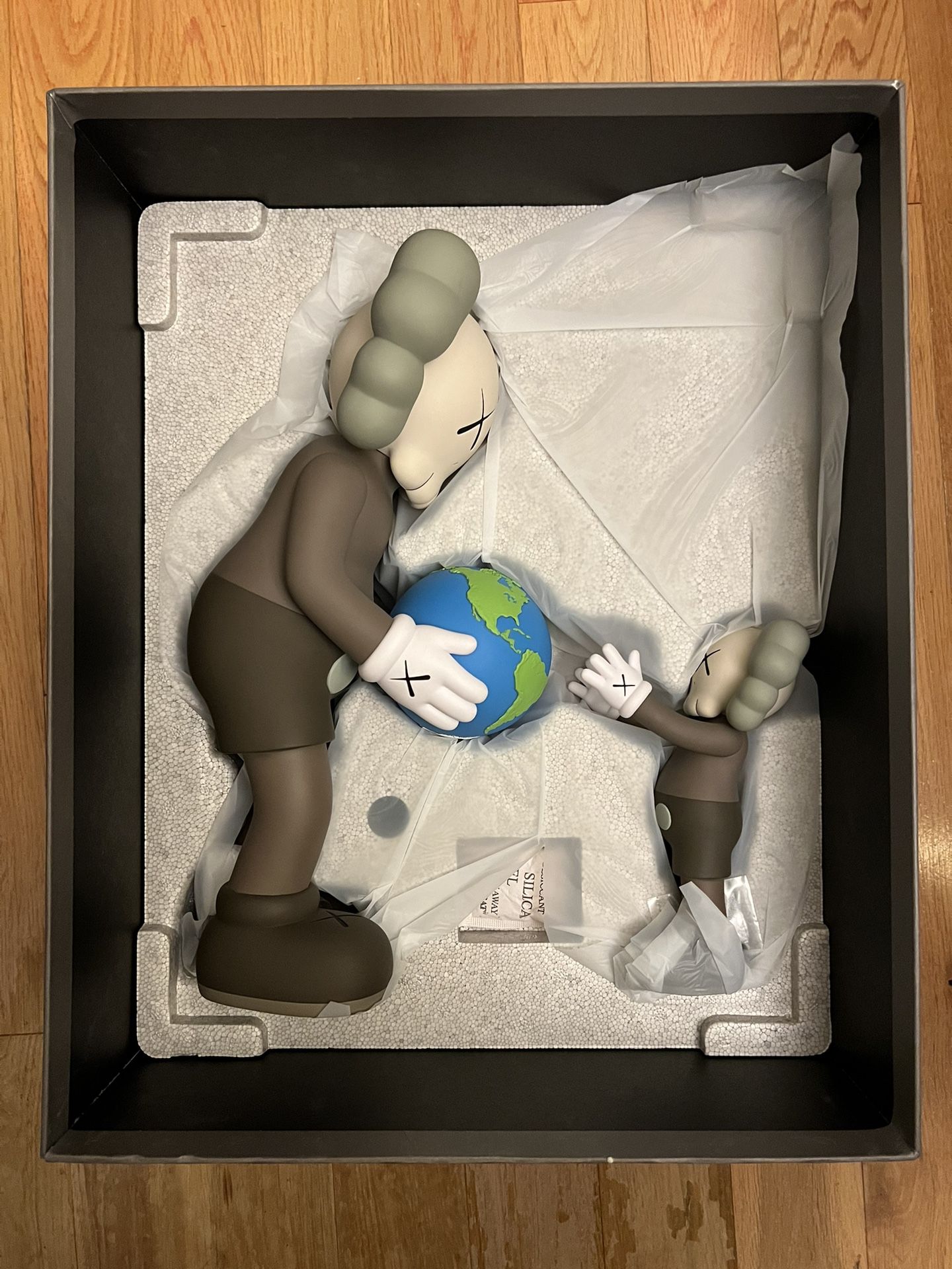 Kaws The Promise Vinyl Figure | Brown for Sale in Queens, NY - OfferUp