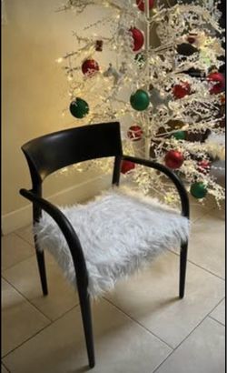 Loewenstein Black Armchair with White Faux Fur Seat