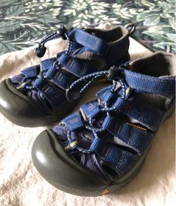 Toddler shoes