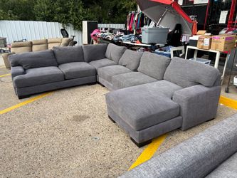 Large Gray Fabric Sectional Sofa with Chaise