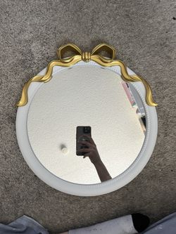 bow mirror