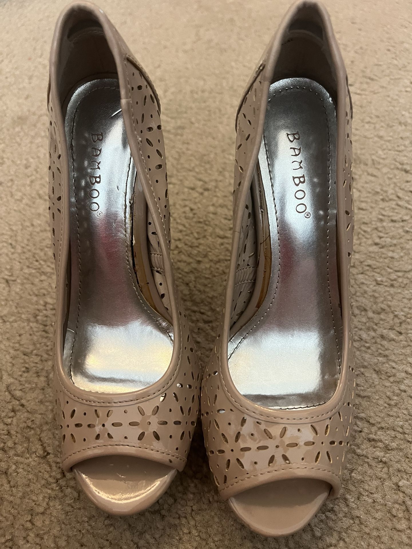 Tan Heels Size 5.5