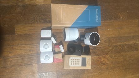 Simpli Safe alarm/camera system