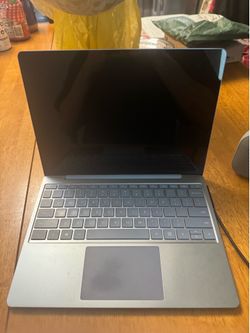 Microsoft Surface Laptop Go