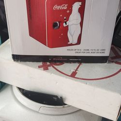 Mini Coca-Cola Refrigerator